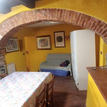 Appartamento Gelsomino Montale  Exteriör bild
